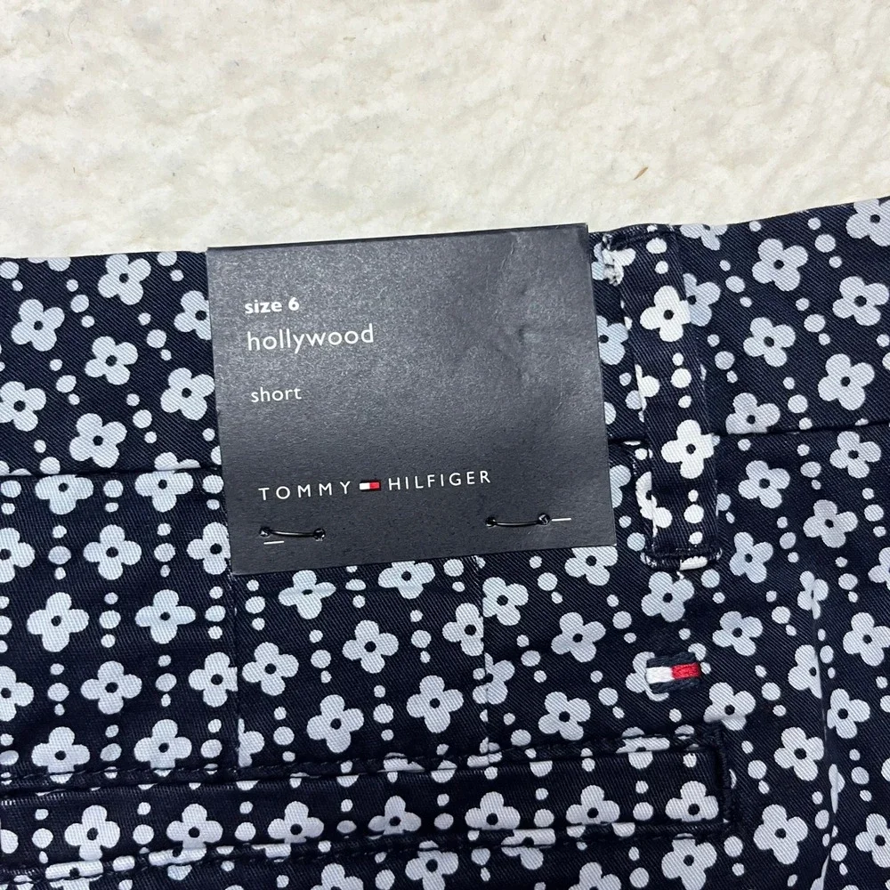Tommy Hilfiger Shorts Womens 6‎ Navy Hollywood 9 Inch Floral Geometric J4AWH236